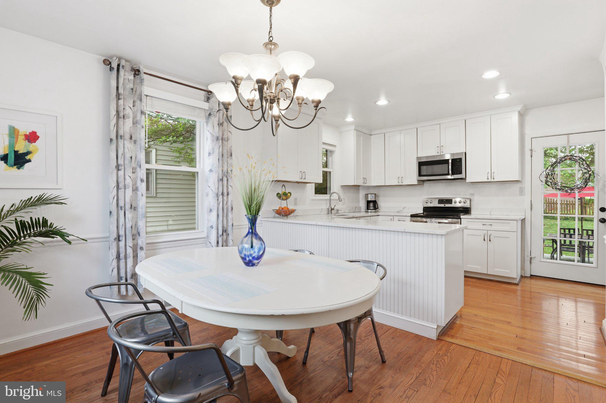 10032 Dallas Avenue Silver Spring, MD 20901 - Photo 2 of 38 Bright and inviting kitchen space.