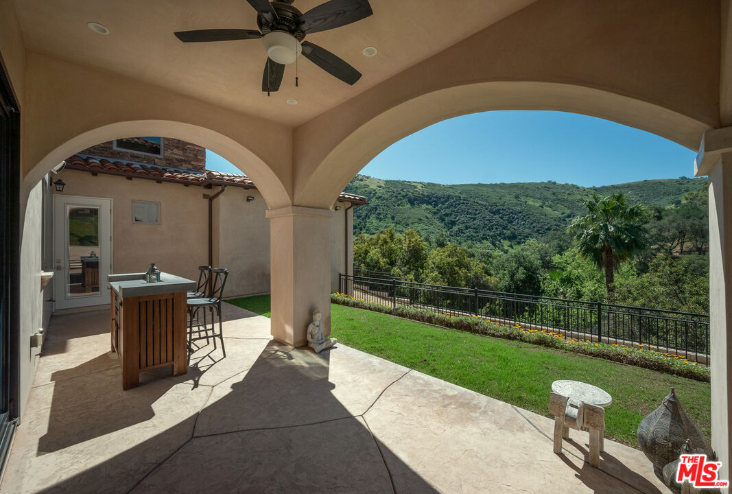 47 Buckskin Road Bell Canyon, CA 91307 - Photo 20 of 62
