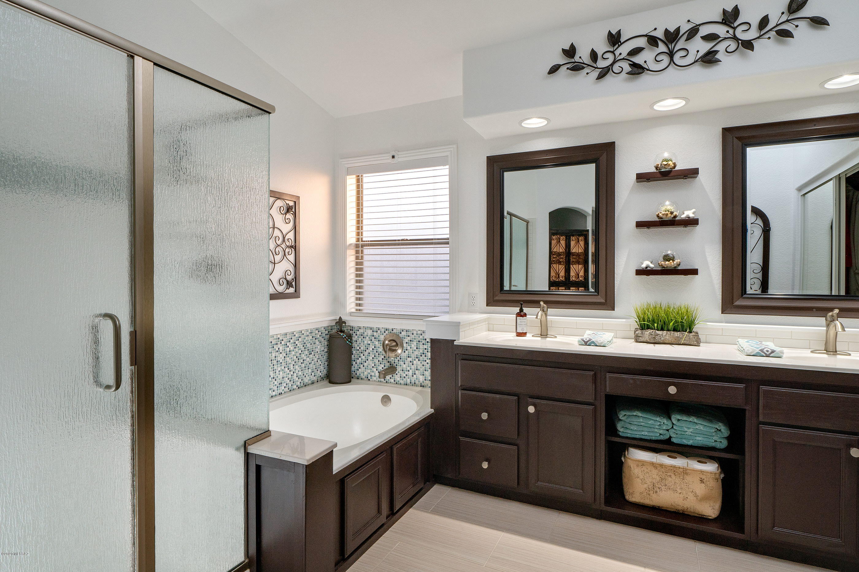 611 Bridal Veil Falls Road Tucson, AZ 85755 - Photo 16 of 37