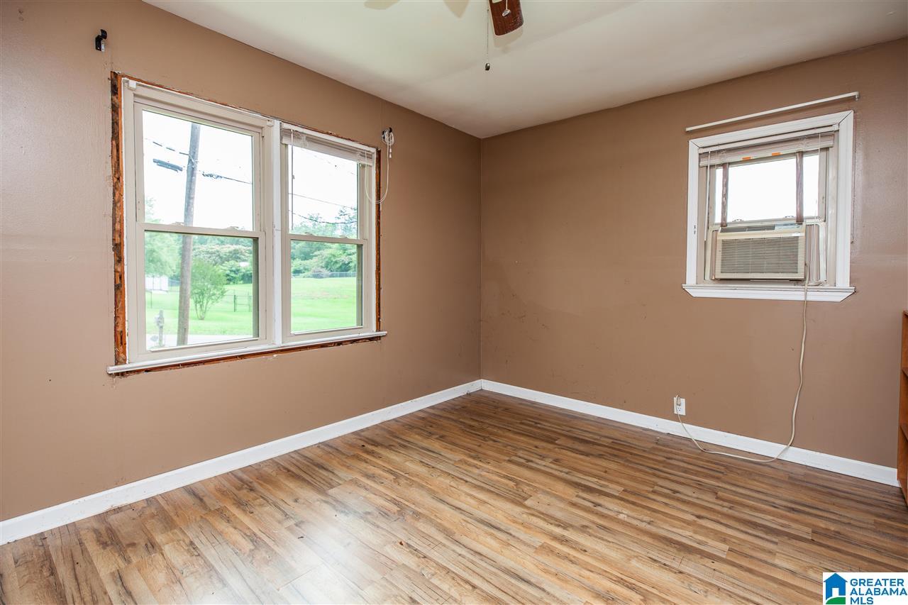 601 Elm Street Southwest Bessemer, AL 35022 - Photo 7 of 26