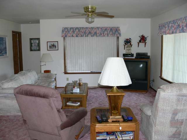 7800 North Old Stage Road Weed, CA 96094 - Photo 5 of 8 Gallery Image 5