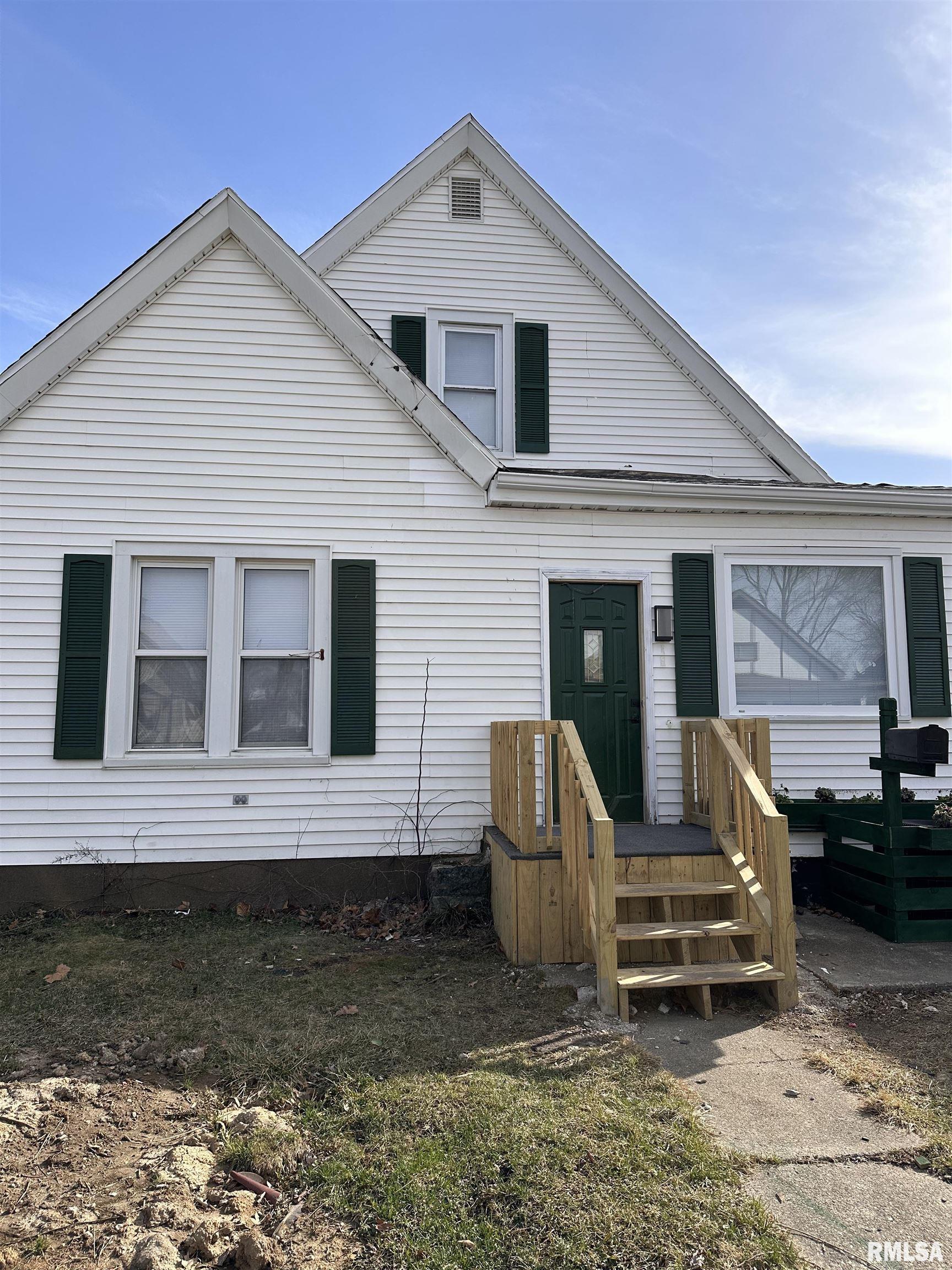 1612 East Cummins Avenue Springfield, IL 62702 - Photo 1 of 27 Gallery Image 1