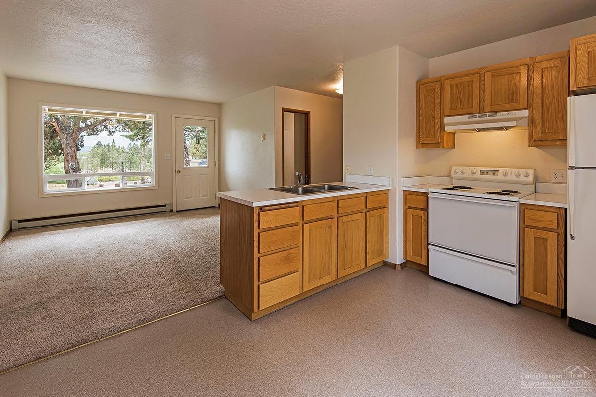 19084 Dayton Road Bend, OR 97703 - Photo 7 of 19 Additional Photo