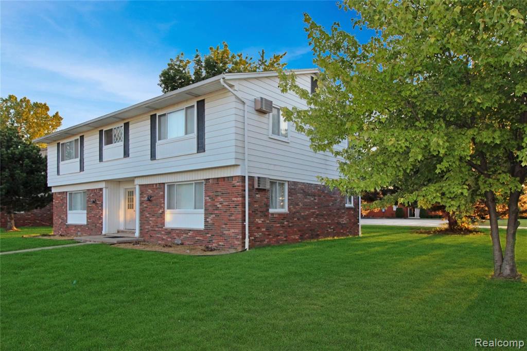 24024 Hall Road, Unit 4 Clinton Township, MI 48036 - Photo 1 of 13