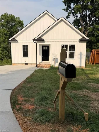 $265,000 | 1313 Kearns Alley, High Point, NC 27260