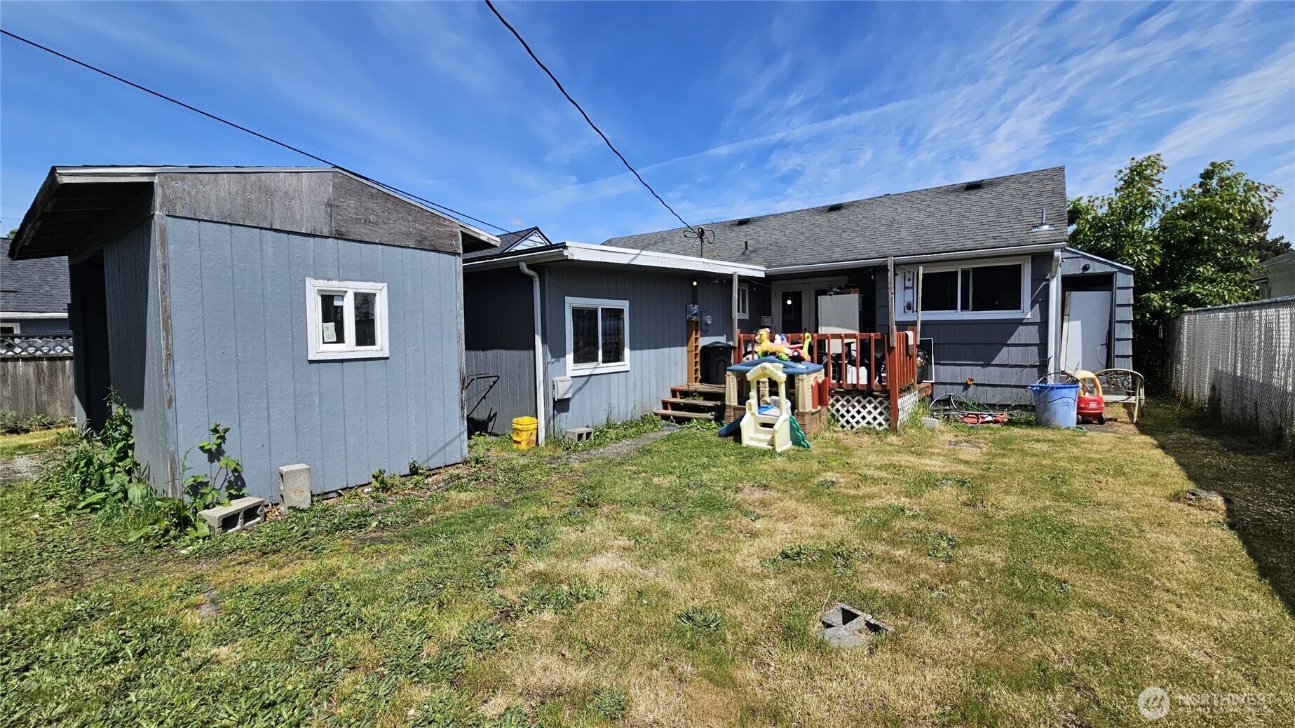 947 19th Avenue Longview, WA 98632 - Photo 2 of 12 a view of a backyard