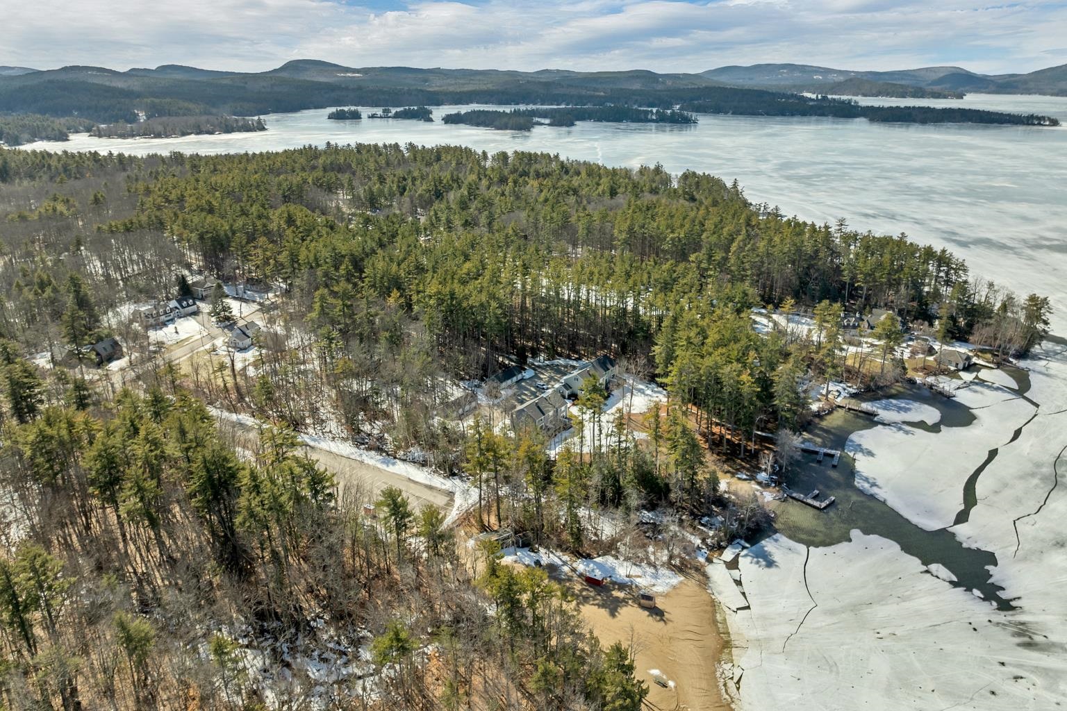 103 Clark Road, Unit 7 Wolfeboro, NH 03894 - Photo 20 of 60