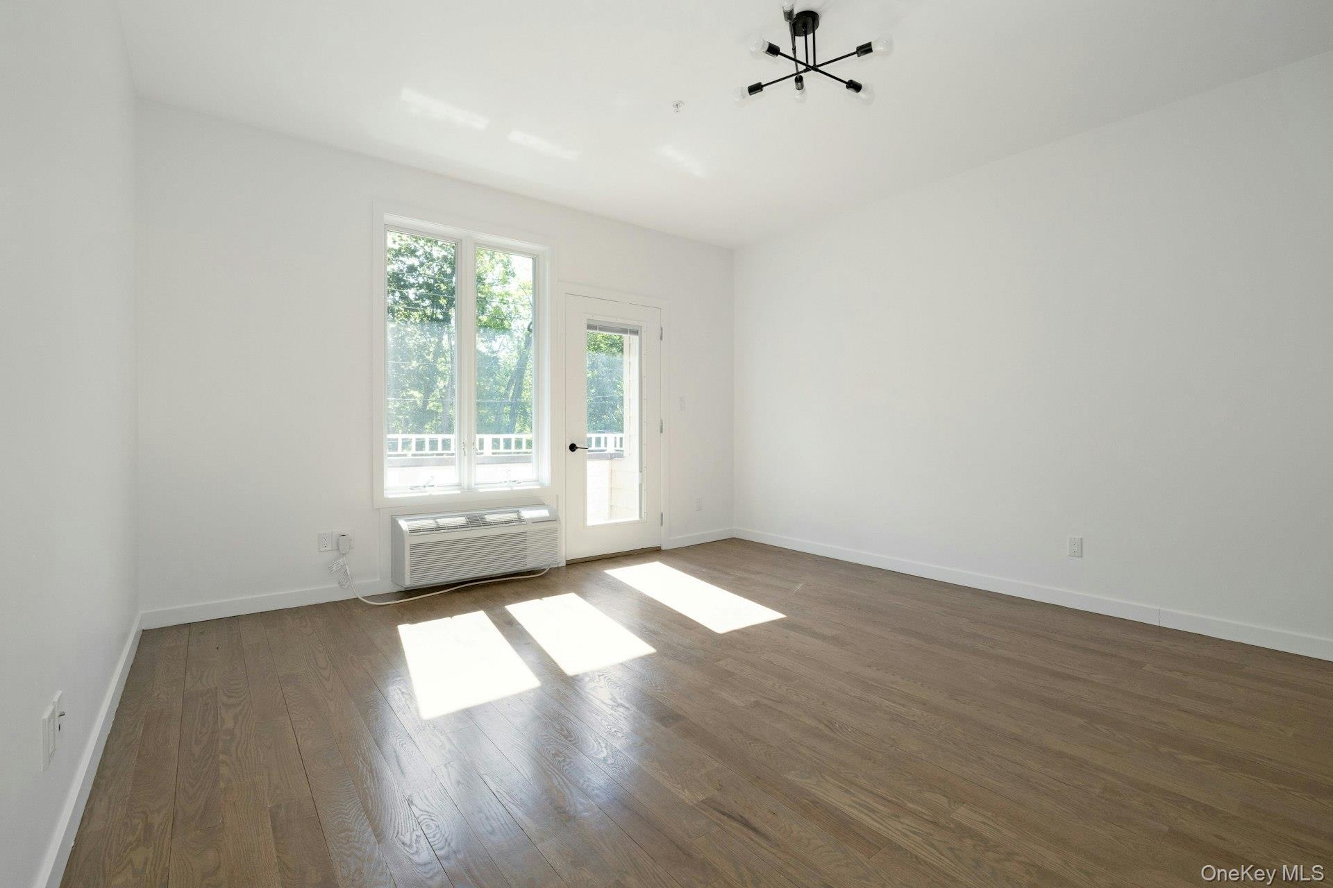 962 Rte 9W, Unit 306 Congers, NY 10920 - Photo 11 of 50 Gallery Image 11