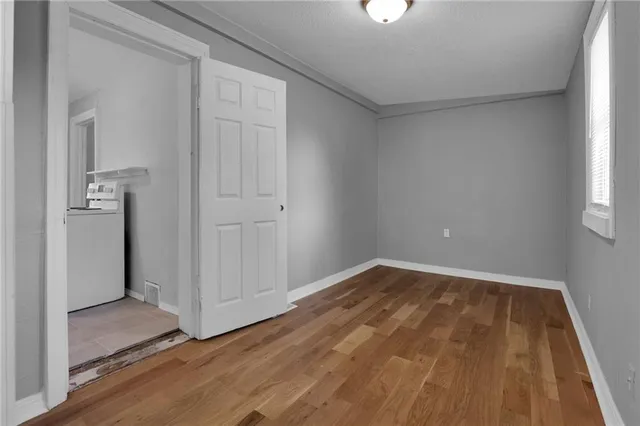 $135,000 | 7406 Tracy Avenue, Kansas City, MO 64131