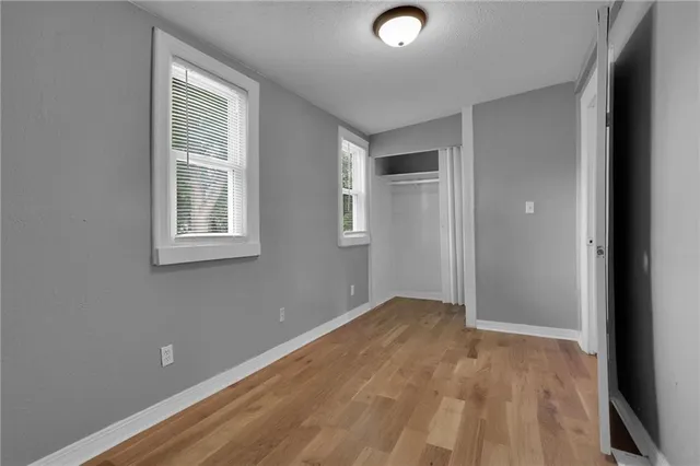 $135,000 | 7406 Tracy Avenue, Kansas City, MO 64131