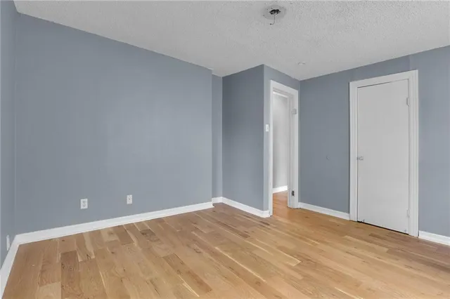 $135,000 | 7406 Tracy Avenue, Kansas City, MO 64131