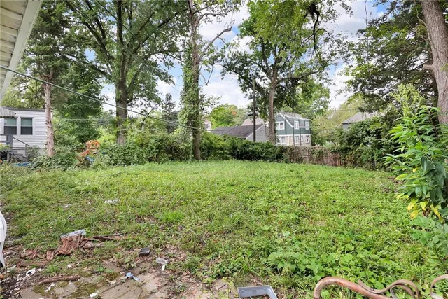 $135,000 | 7406 Tracy Avenue, Kansas City, MO 64131