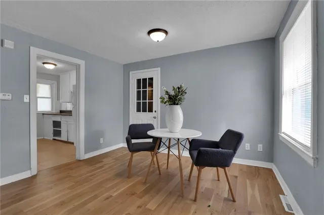 $135,000 | 7406 Tracy Avenue, Kansas City, MO 64131