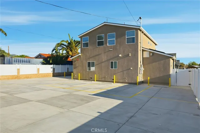 $3,699 | 14016 Hubbard Street, Sylmar, CA 91342