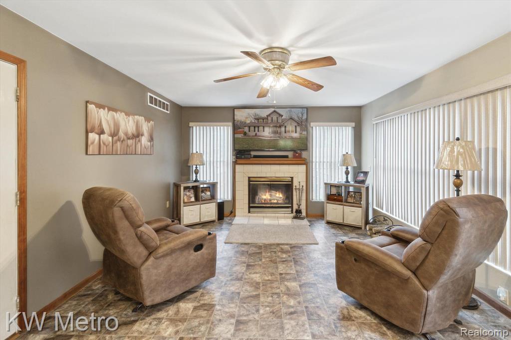 22825 Merriman Road New Boston, MI 48164 - Photo 22 of 54 Gallery Image 22