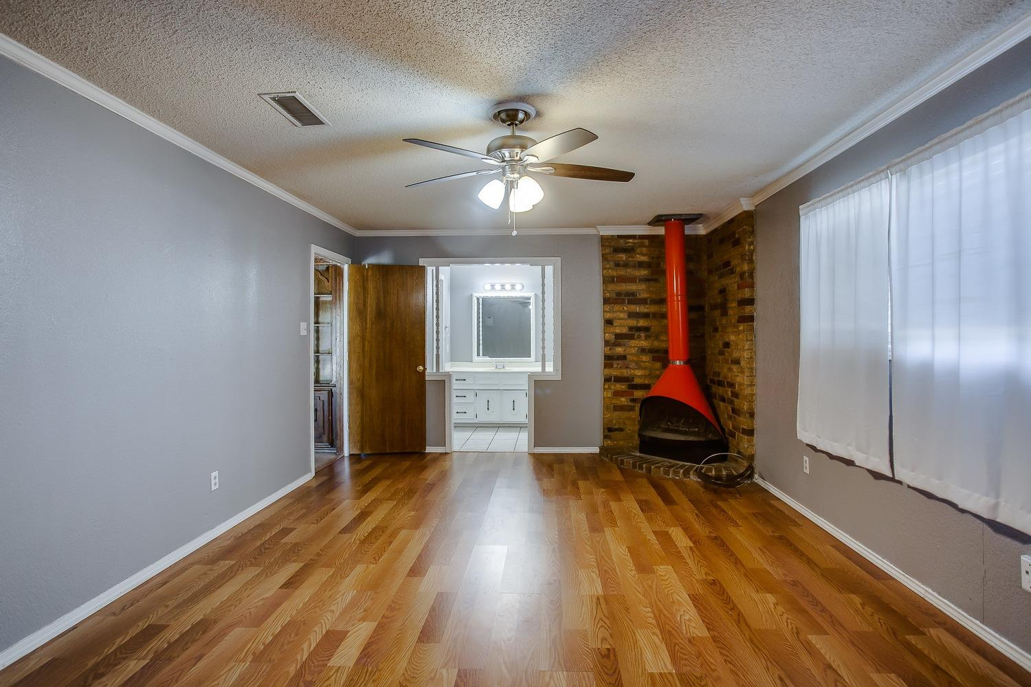 2813 41st Street Lubbock, TX 79413 - Photo 8 of 16 Photo 8