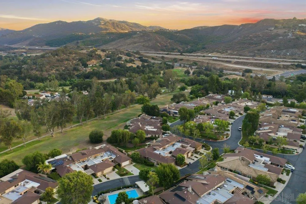 8635 Circle R Valley Lane Escondido, CA 92026 - Photo 27 of 30