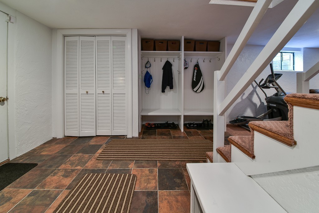 10 Greystone Road Dover, MA 02030 - Photo 27 of 30 Gallery Image 27