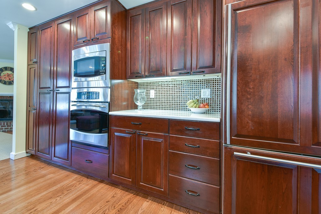 10 Greystone Road Dover, MA 02030 - Photo 10 of 30 Gallery Image 10