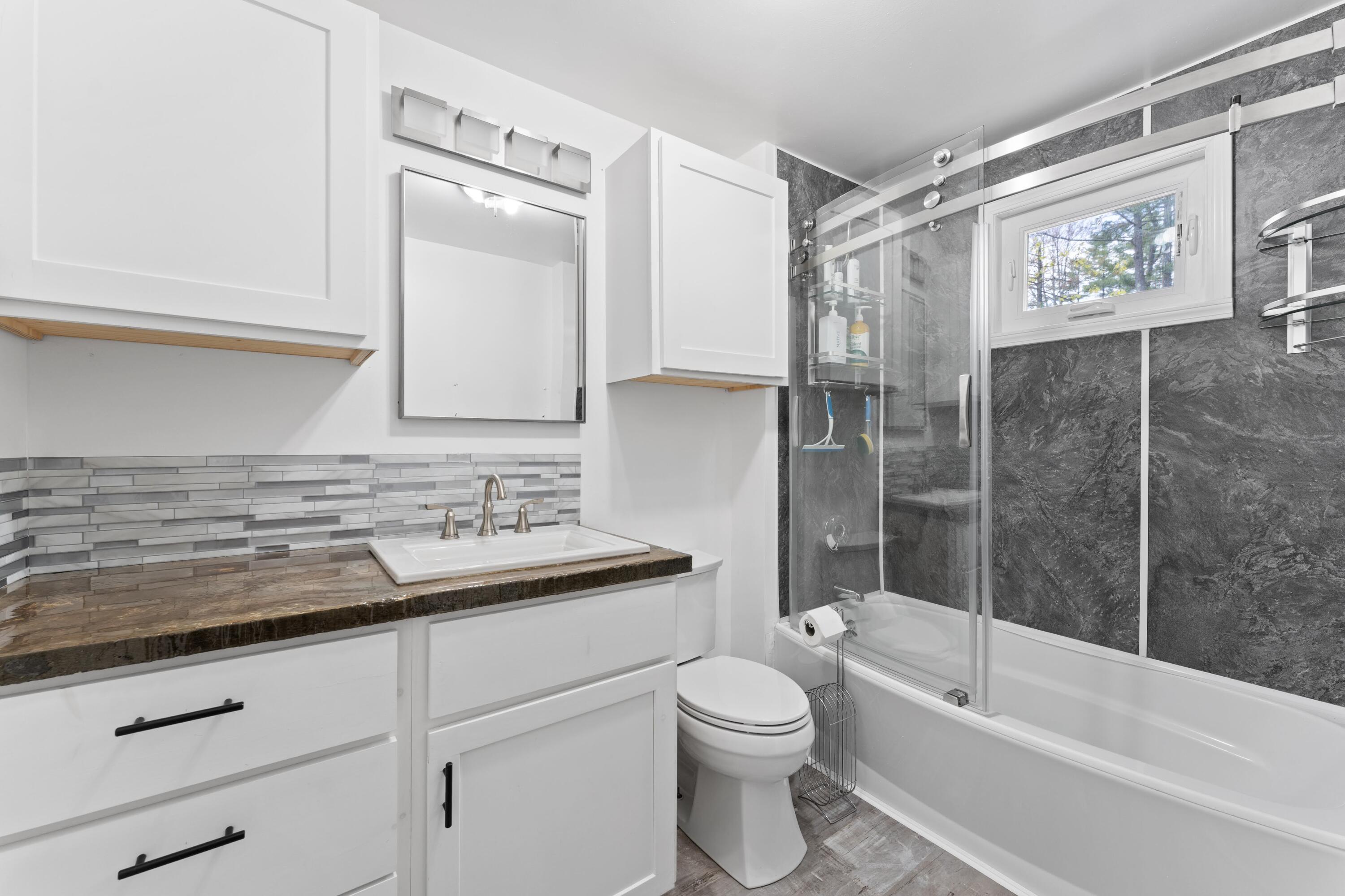 121 Williamson Road Manchester, ME 04351 - Photo 22 of 35 DSC02205