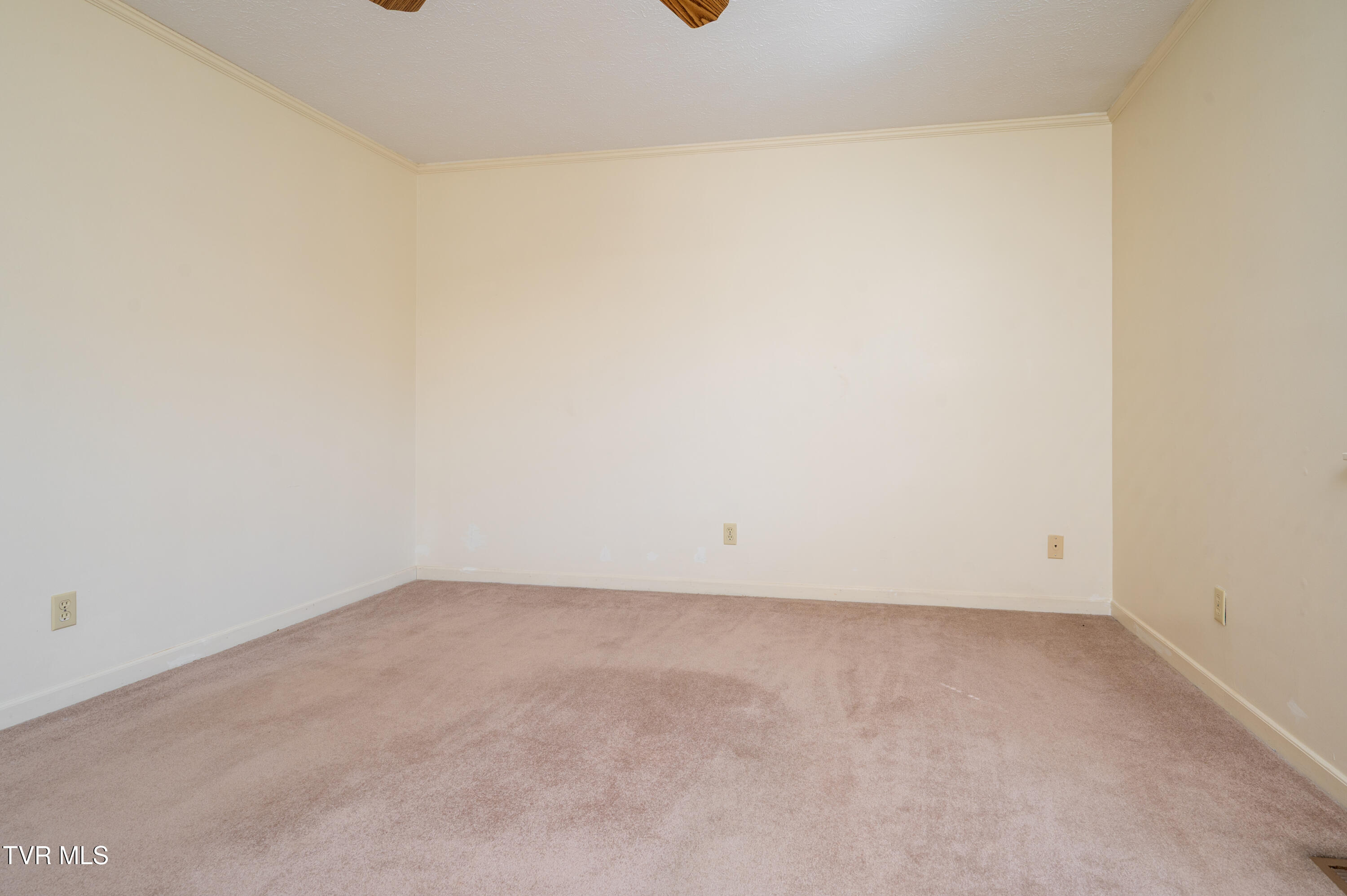 3539 Netherland Inn Road, Unit 11 Kingsport, TN 37660 - Photo 19 of 40 Netherland Inn-22