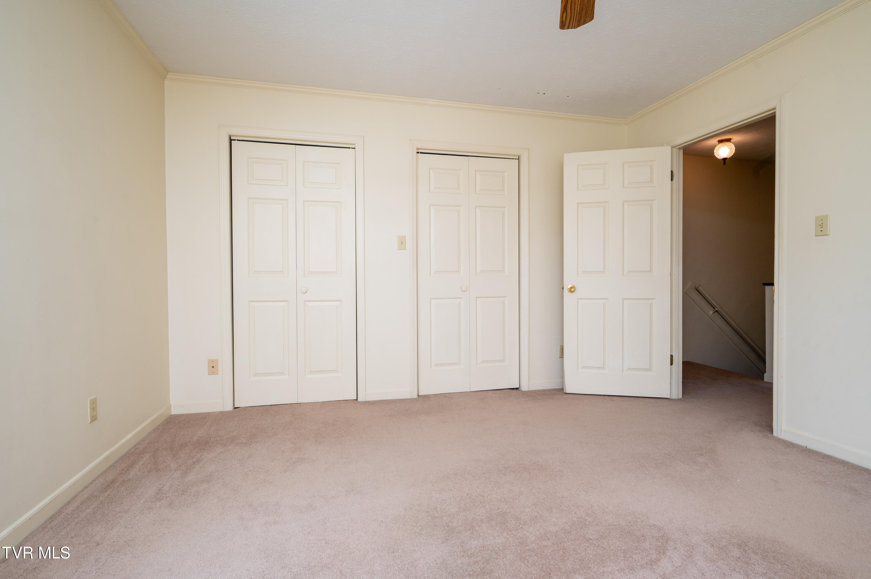 3539 Netherland Inn Road, Unit 11 Kingsport, TN 37660 - Photo 20 of 40 Netherland Inn-23