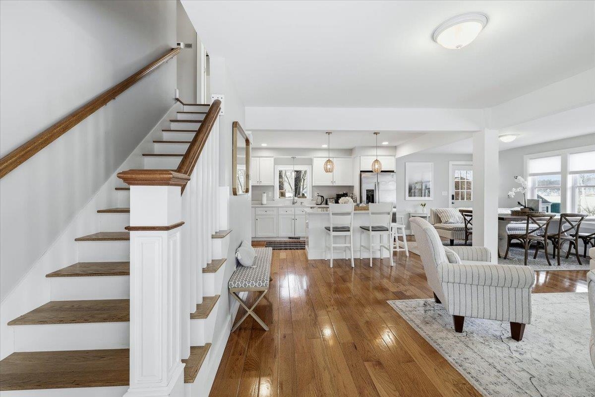 29 Beaver Lake Avenue Derry, NH 03038 - Photo 15 of 43