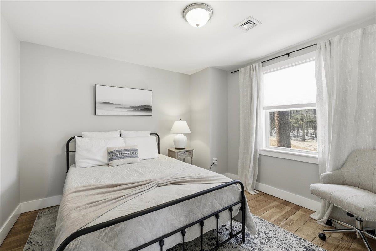 29 Beaver Lake Avenue Derry, NH 03038 - Photo 27 of 43