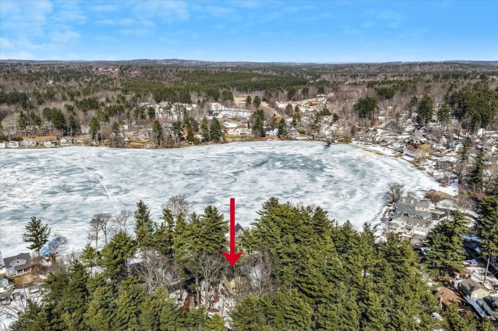 29 Beaver Lake Avenue Derry, NH 03038 - Photo 3 of 43