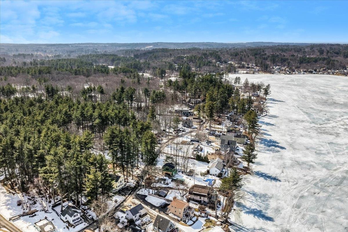 29 Beaver Lake Avenue Derry, NH 03038 - Photo 42 of 43