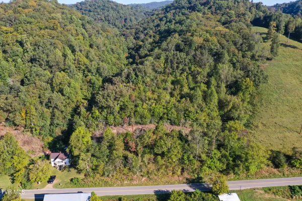 $360,000 | 1118 Tazewell Highway, Sneedville, TN 37869