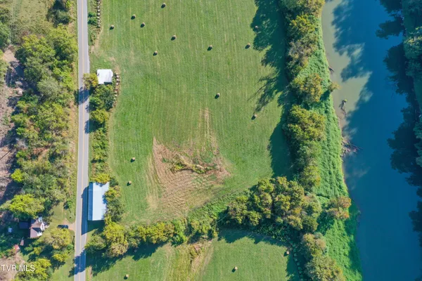 $360,000 | 1118 Tazewell Highway, Sneedville, TN 37869