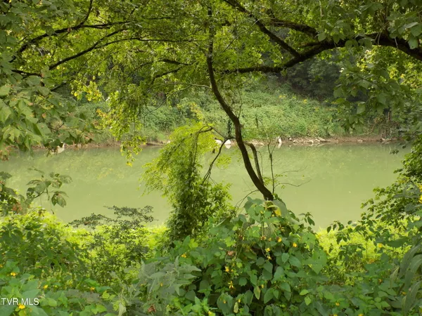 $360,000 | 1118 Tazewell Highway, Sneedville, TN 37869