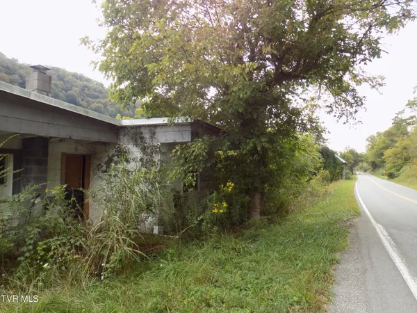$360,000 | 1118 Tazewell Highway, Sneedville, TN 37869