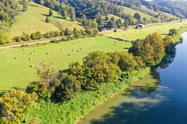 $360,000 | 1118 Tazewell Highway, Sneedville, TN 37869