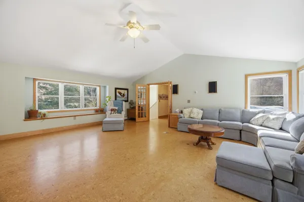 $725,000 | 26 Jonathan Lane, Bow, NH 03304