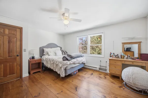 $725,000 | 26 Jonathan Lane, Bow, NH 03304