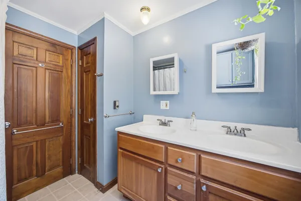 $725,000 | 26 Jonathan Lane, Bow, NH 03304