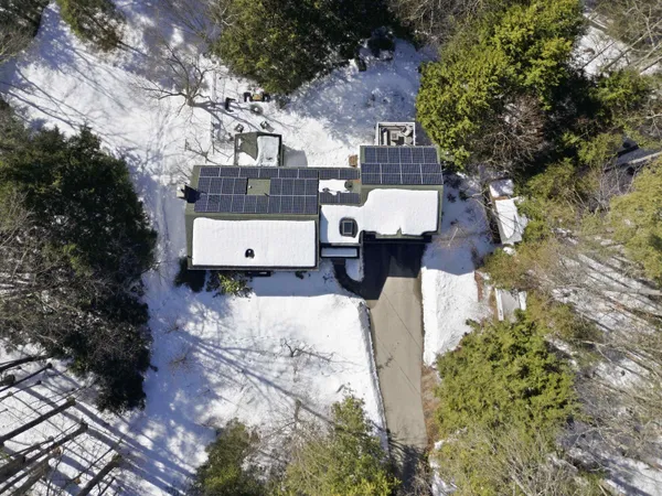 $725,000 | 26 Jonathan Lane, Bow, NH 03304