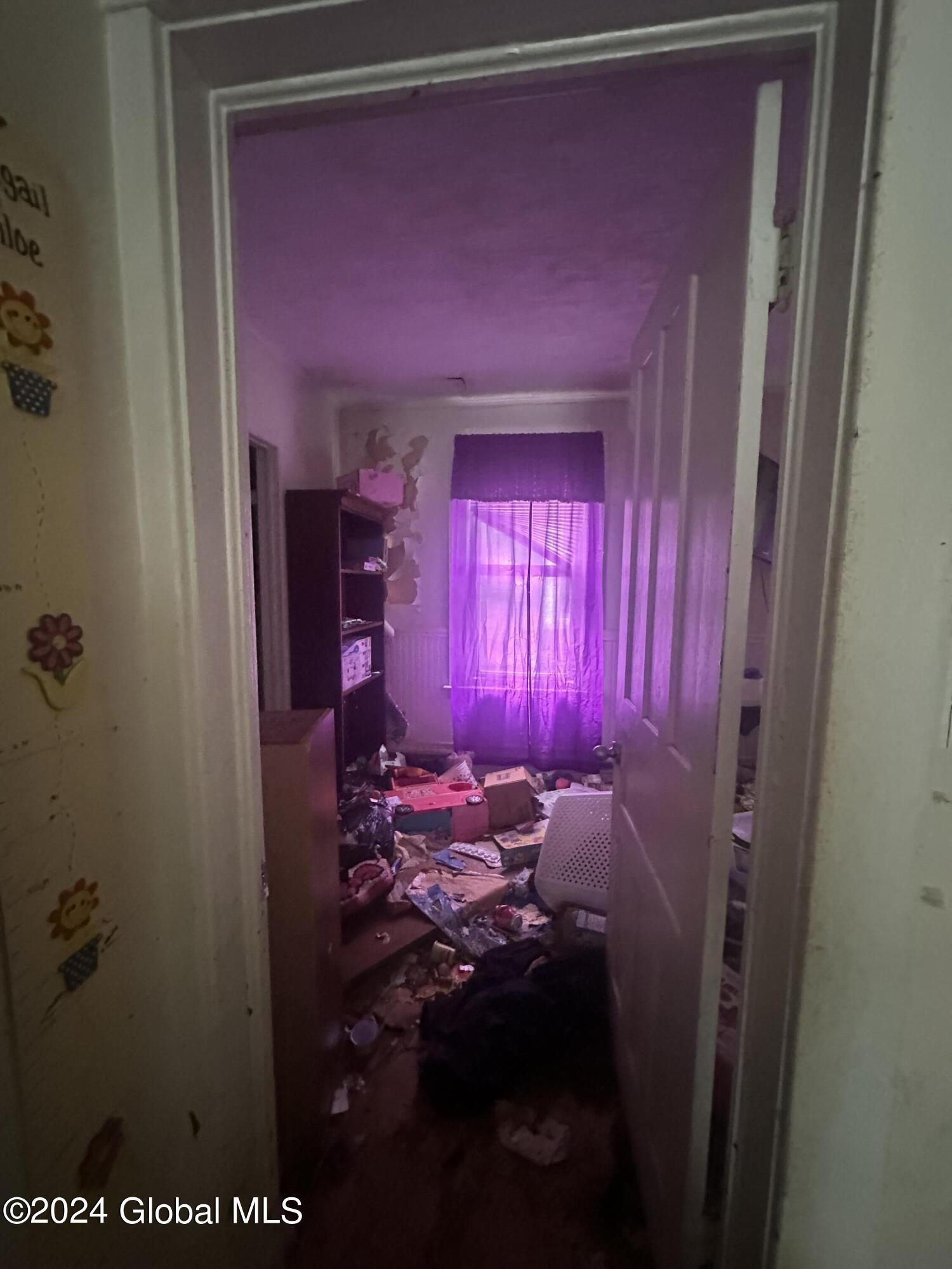 2406 Campbell Avenue Schenectady, NY 12306 - Photo 13 of 20 IMG_8871