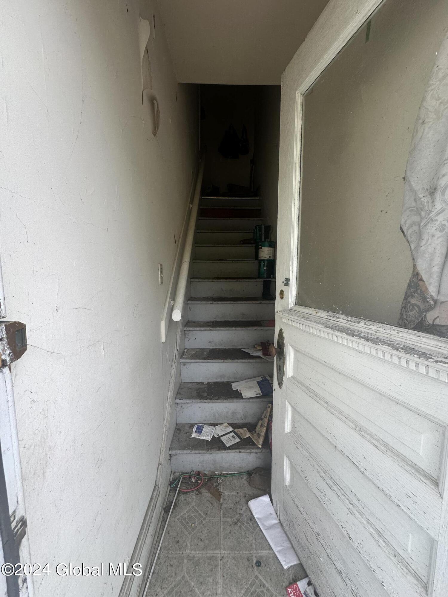 2406 Campbell Avenue Schenectady, NY 12306 - Photo 10 of 20 IMG_8867