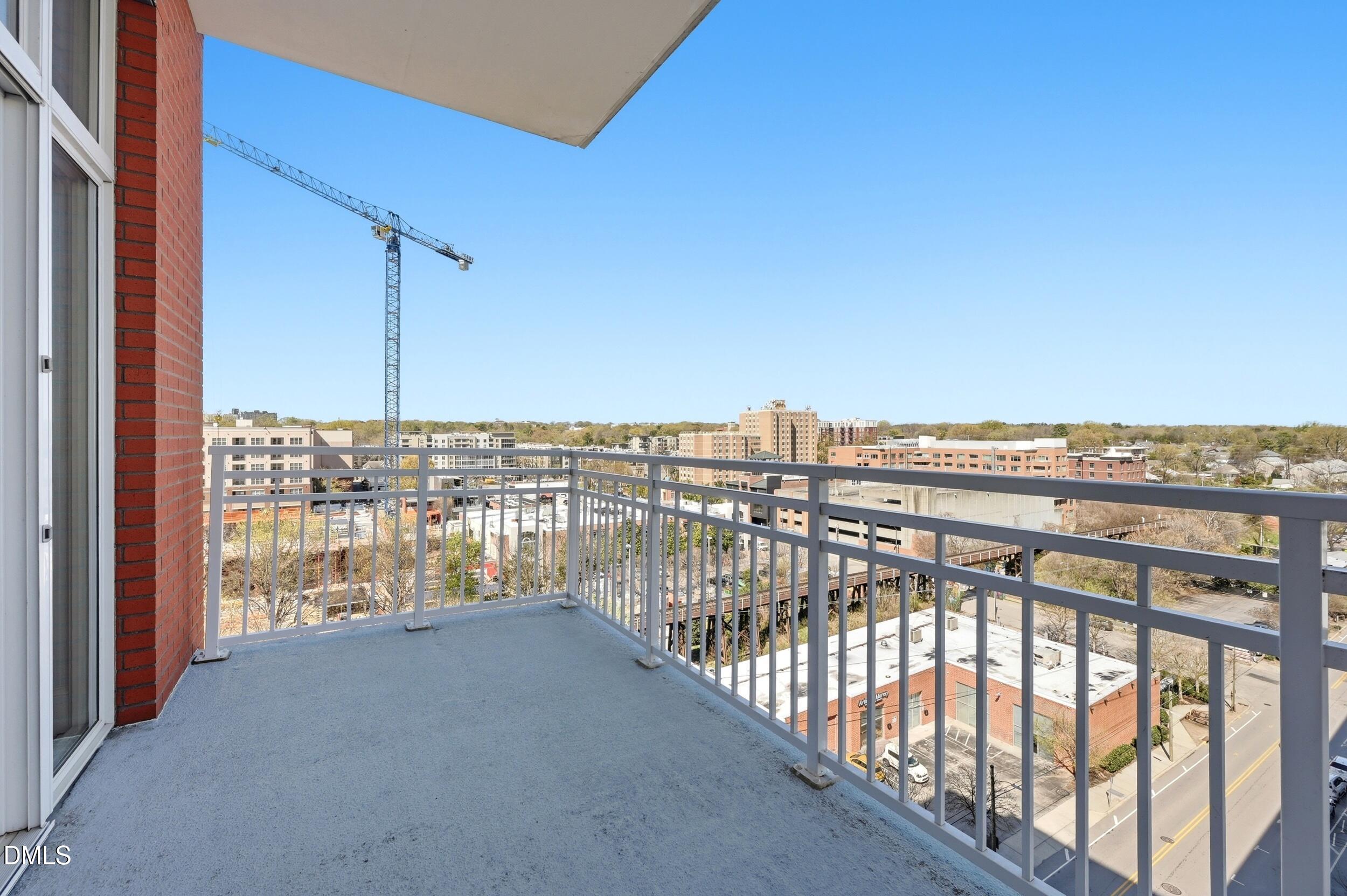 400 West North Street, Unit 810 Raleigh, NC 27603 - Photo 30 of 39 Private balcony