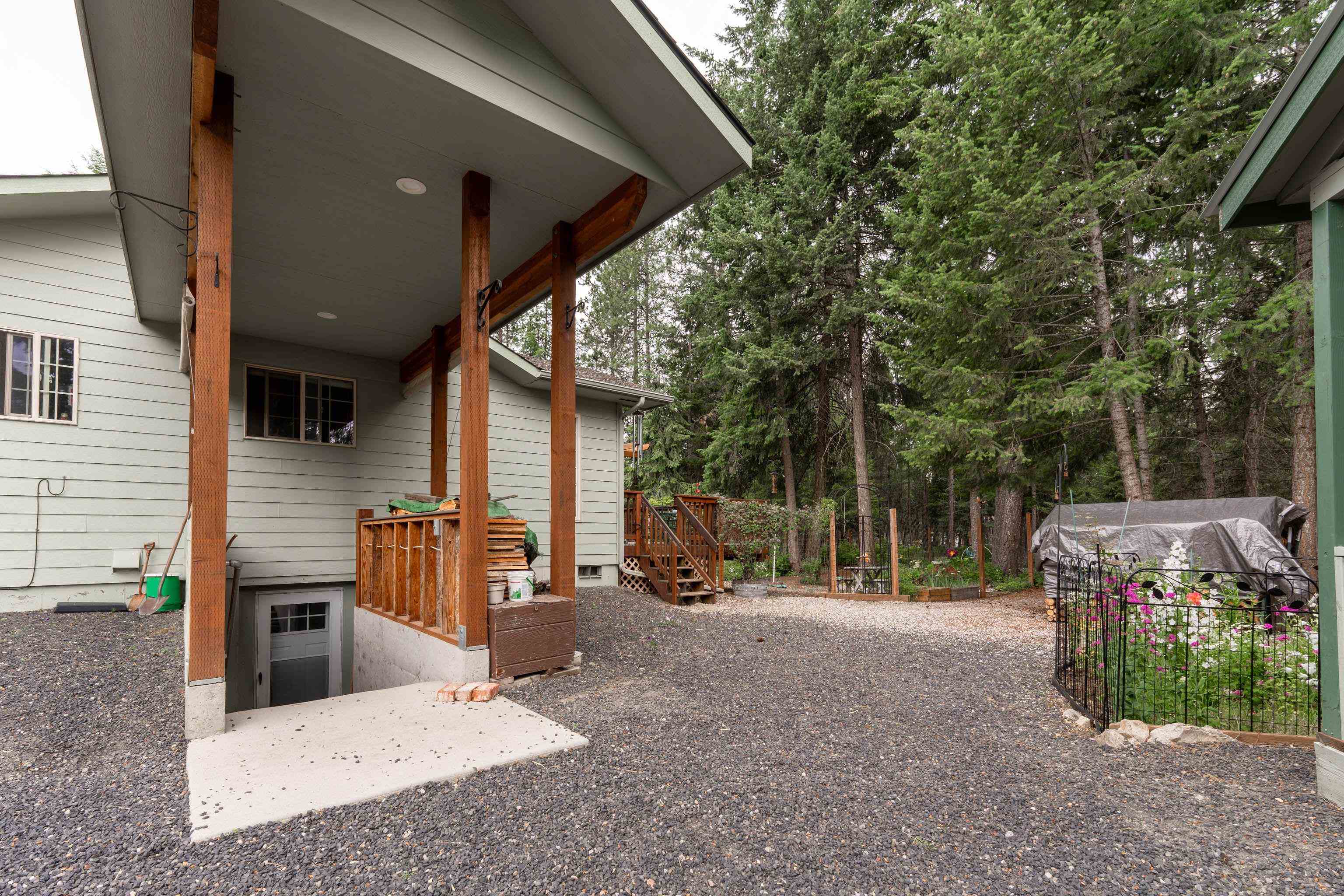 3853 White Pine Road Loon Lake, WA 99148 - Photo 8 of 39