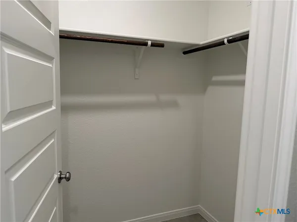 $1,395 | 2011 Bear Grass Rdg Road, Unit B, Temple, TX 76501