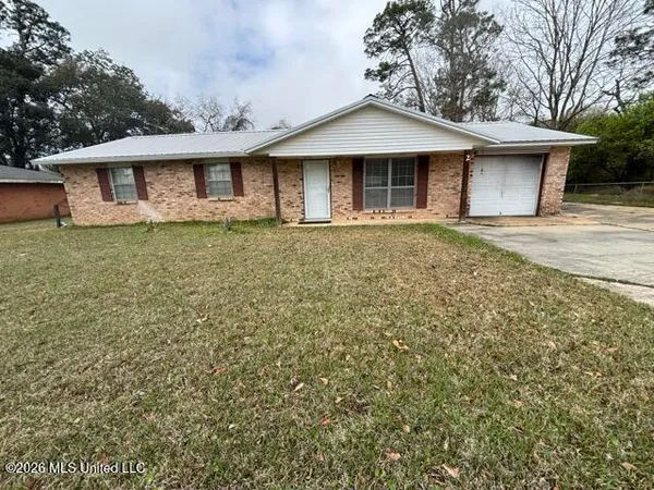 $169,999 | 2 Sandalwood Court, D'Iberville, MS 39540