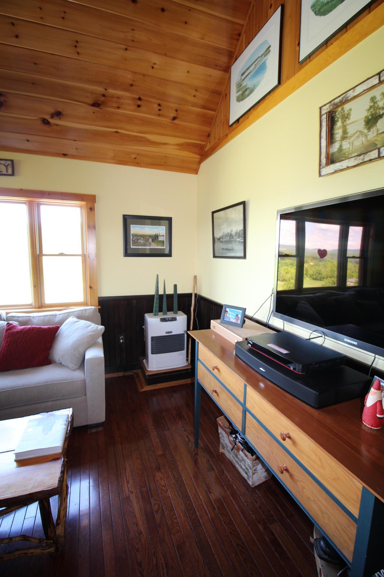 43 Overlook Road Rangeley, ME 04970 - Photo 14 of 57 Living Room