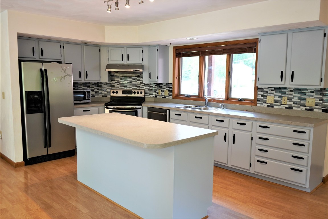 197 Ridgefield Road Endicott, NY 13760 - Photo 11 of 49 Gallery Image 11