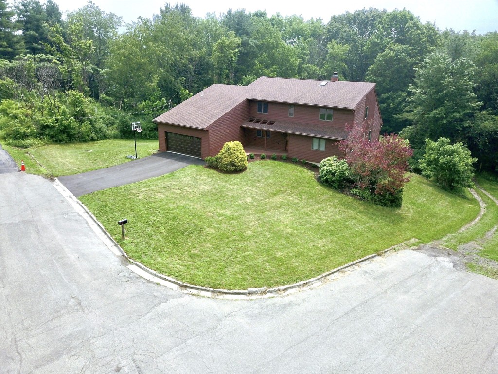 197 Ridgefield Road Endicott, NY 13760 - Photo 3 of 49 Gallery Image 3