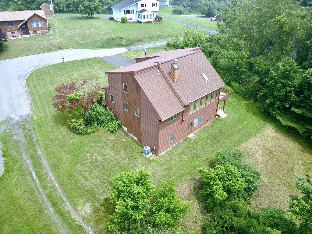 197 Ridgefield Road Endicott, NY 13760 - Photo 6 of 49 Gallery Image 6