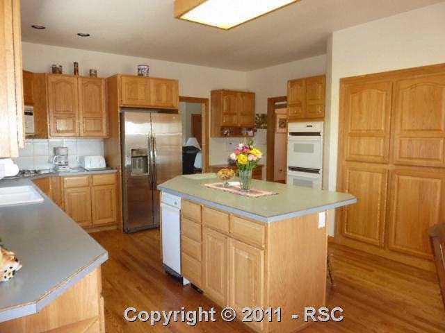 15550 Farrar Road Colorado Springs, CO 80908 - Photo 7 of 16 Gallery Image 7